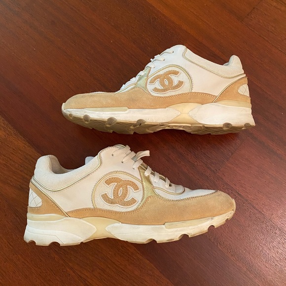 CHANEL Shoes - Chanel Sneakers Size 8.5 (38.5)